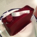 レ・グーテ - 2012.秋の新作　カシスムースとチョコタルトのハーモニー