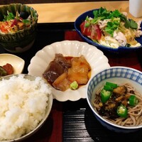 高麗橋桜花 - 日替わりランチセット