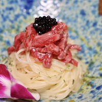 名古屋焼肉きらく - 和牛ユッケの一口冷製パスタ