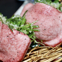 名古屋焼肉きらく - きらくのタン