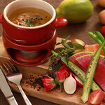 瀬戸内バル fuus。 - 瀬戸内バーニャカウダ、新鮮なお野菜をソースにつけてパクッと。