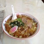 小川屋 - ワンタンメン　600円