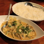 タンドールバル カマルプール - 2012.10 牡蠣と茸のホワイトマサラ（1,200円）、バスマティライス（300円）