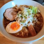 麺屋くるる - しょうゆ（麺大盛）880円