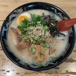 豚骨ラーメン 銀水 - プレミアム銀水チャーシューメン