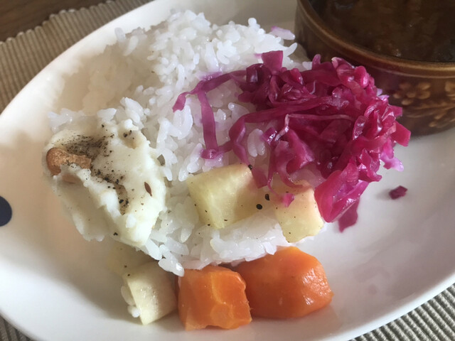 一体感 甘辛カレーと土鍋ごはん 築地 欧風カレー 食べログ 一体感 甘辛カレーと土鍋ごはん 築地 欧風カレー 食べログ