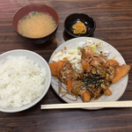 とんかつ いわしろ - 三角物語定食