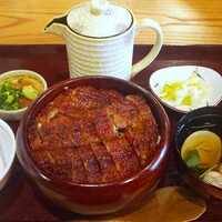 炭焼うな富士 白壁別邸 - 上ひつまぶし ￥4840