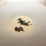 エクアトゥール -  ヴィシソワーズ、稚鮎のリエット、じゅんさい