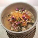 エクアトゥール - ウニ、イクラたっぷりのフラン