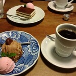 窯右衛門 - モンブラン、ティラミス、ブレンド珈琲。