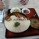 Katsudonya Matsukubo - とろろカツ丼 ご飯大盛り