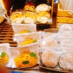 ヴィ・ド・フランス - 料理写真:ナポリタンのサンド､アンドーナツ