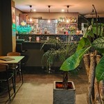 Cafe&Bar Paulownia - 店内