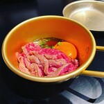 Kuroge Wagyu Utabehoudai Yakiniku Kekkyoku Tare - 瞬間ユッケ完成