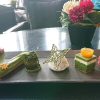 DINING & BAR TABLE 9 TOKYO - 