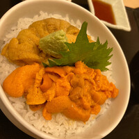函館うに むらかみ 日本生命札幌ビル店 - 食べ比べ丼