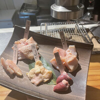 鶏一輪 - 鶏焼きお任せ5種