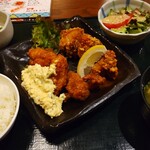 黒木屋宮崎総本家橘通西 - チキン南蛮と唐揚げミックス定食(冷奴・ご飯・お味噌汁・サラダ付)600円