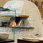Pizzeria Asso da yamaguchi - ピザ窯
      美味しいピッツアが焼き上がるのを待ちます