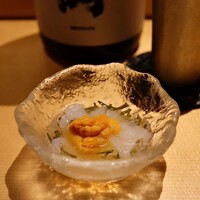鮓 みずき - 秋田県産じゅんさい･富山県産白エビ･うに酢の物