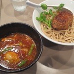 つけ麺 五ノ神製作所 - 12/10/29肉の日限定。特製煮込みハンバーグ！「豚骨デミグラススープつけ麺」