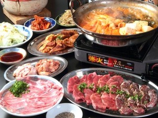 Horumon Yamato - 焼きと鍋を楽しめるコースもご用意しております。
