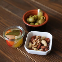 まずはこちら！すぐ出るタパス♪