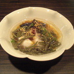 松もと - 揚げ蛸に茄子の素揚げに蓴菜。