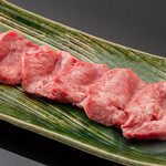 Zenseki Koshitsu E-Gomatsusakagyuusemmonten Yakiniku Kiwami - 