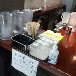 中華そば えもと - 食器ゾーン