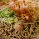 あみだそば はなれ - そばアップ　　ｈ24.10.29撮影