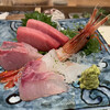 寿司栄 華やぎ - 料理写真:お造り　どのネタも鮮度が半端ありませぬ
