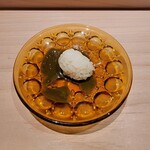 匠 進吾 - 残った鮑の肝ソースにシャリ