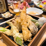 鮮魚to旬菜 幸 - 天ぷら6種盛り 850円