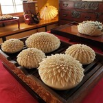 御菓子司 福来雀 あずき宿 - 菊です～(v^ー°)