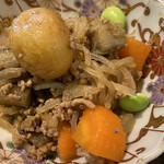 和さび - 副菜は肉じゃが