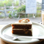 Chilling Coffee&Bake - キャロットケーキ