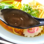 よし尾 - ラーメンのスープ
