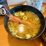 菊寿司 - この日海老のお味噌汁　海老の出汁でほんのり甘い♡