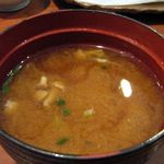 Tonkatsu Hamakatsu - 味噌汁は赤味噌で