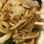 大阪王将 - 焼き目が美味い！麺