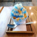 Fuji - かき氷(ブルーハワイ)：500円 