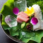 Hana sanshou - 素材の味を最大限に活かした季節感あふれる御料理の数々をお楽しみ下さい。