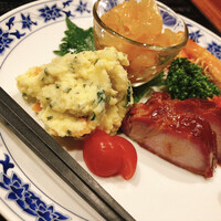 横浜中華街 重慶飯店 本館 - 