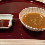 多仁本 - お醤油とちり酢に付けますのは