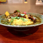 大衆中遊華食堂 八戒 - 7月 今月のカリィ 鰻とふあふあ卵の酸麻辣カリィ 魯肉トッピング 正面から