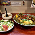 大衆中遊華食堂 八戒 - 7月 今月のカリィ 鰻とふあふあ卵の酸麻辣カリィ 魯肉トッピング 全貌