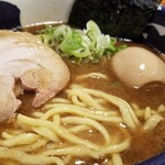 Bushi Kotsu Men Taizou - 麺の表情。