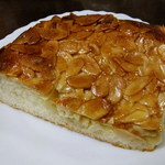 ブランジェリーショコラ - アーモンドミエル